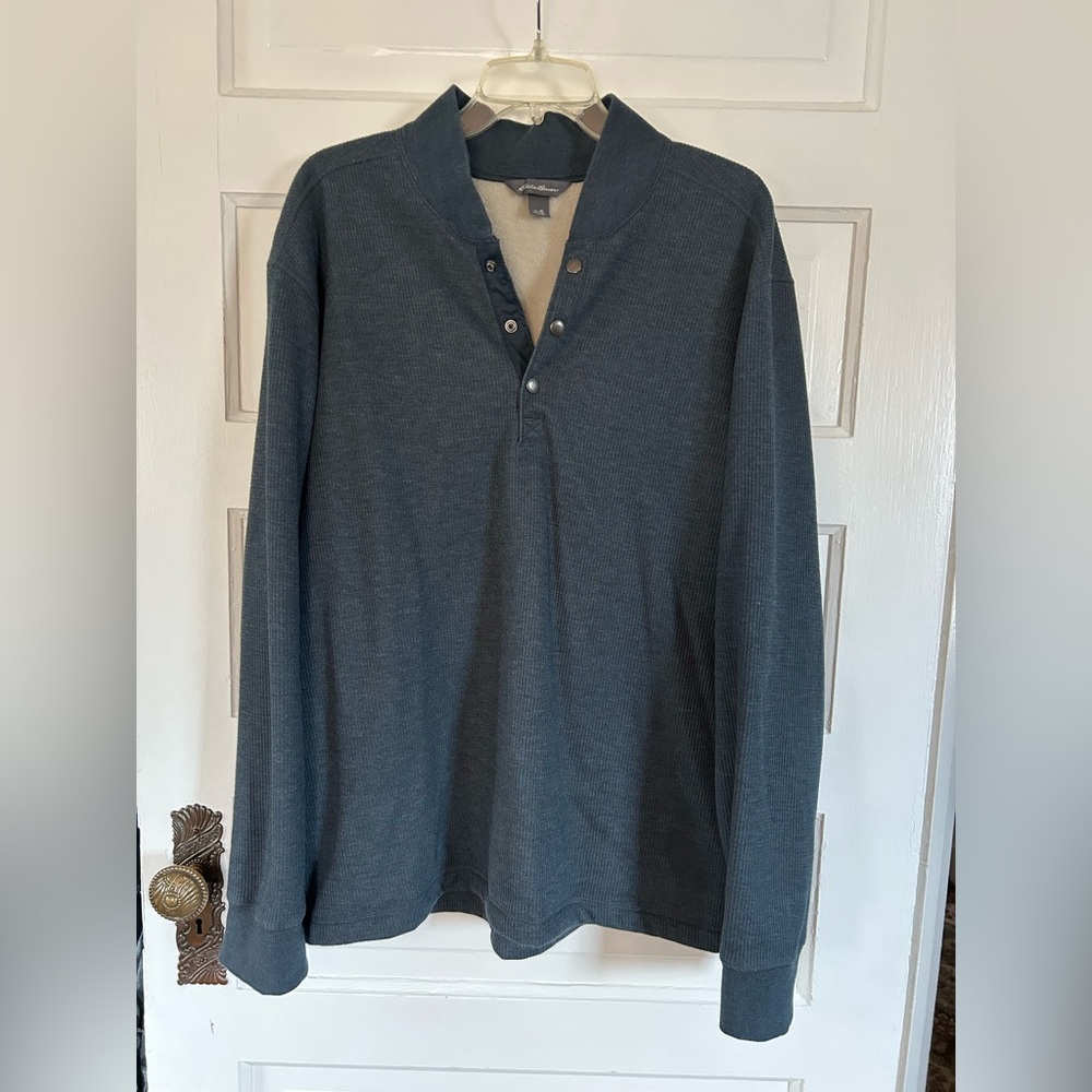 Eddie Bauer Blue Textured Henley with Cream Sherpa Lining. Size XL